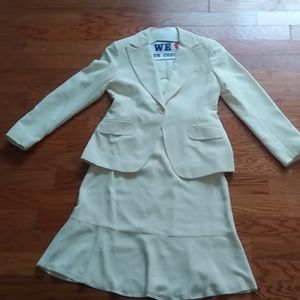 2 piece blazer& skirt suit